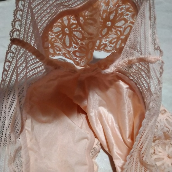 Victoria's Secret Off The Shoulder Bandeau - Picture 6 of 8